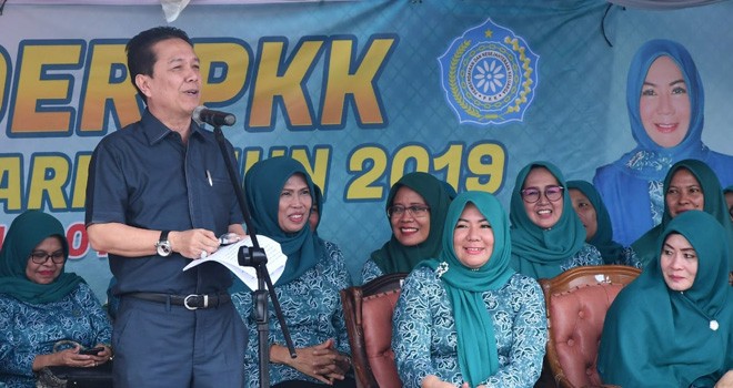 Bupati Batang Hari,Ir.H.Syahirsah,Sy didampingi Ketua TP-PKK, Hj.Yunninta Asmara, menghadiri dan membuka secara resmi Jambore Kader PKK Tingkat Kabupaten Batang Hari Tahun 2019.