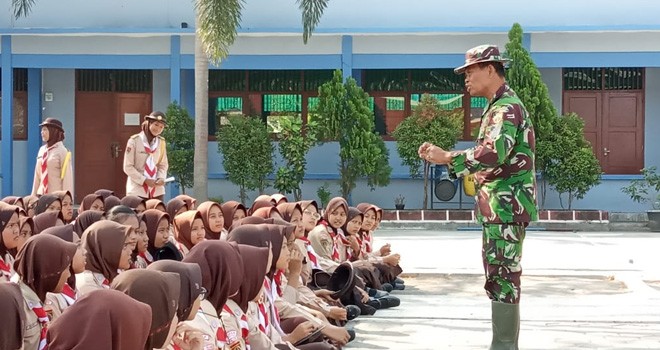 Satgas TMMD Kodim Demak ajarkan Wawasan Kebangsaan kepada siswa siswi SMAN 3 Demak.