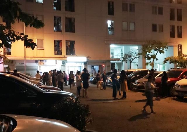 Suasana kepanikan saat terjadi gempa. (IST)