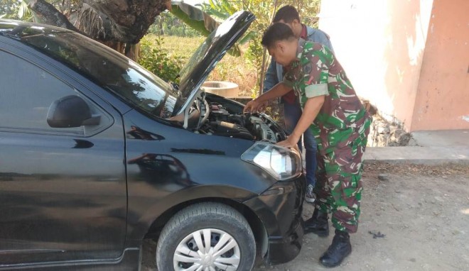 Satgas TMMD Jadi Montir Dadakan.