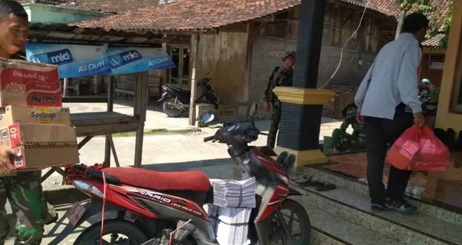 Satgas TMMD Yang Ringan Tangan, Selalu Bantu â€œKesulitanâ€ Warga.