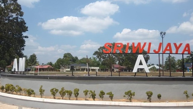 RENOVASI: Karena Laman Basamo Sriwijaya, kerap dirusak oknum yang tak bertanggung jawab, maka Pemkab Sarolangun akhir tahun akan merenovasinya.