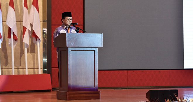 Gubernur Jambi, Fachrori Umar.