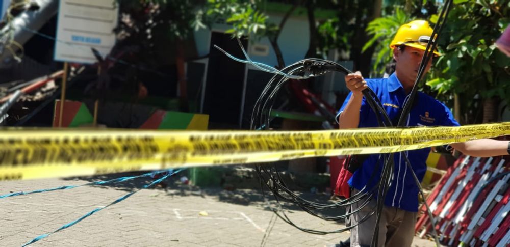 Tower Provider Roboh.