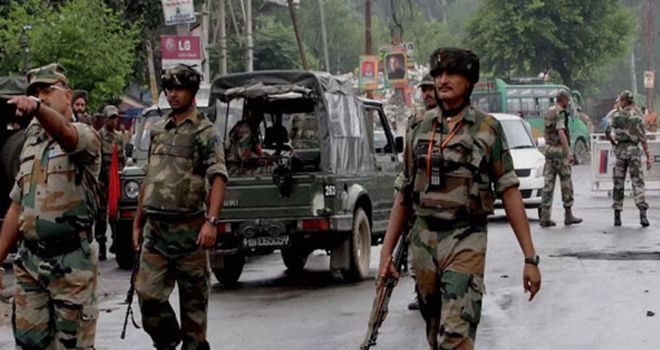 Tentara India saat berada di wilayah Jammu.