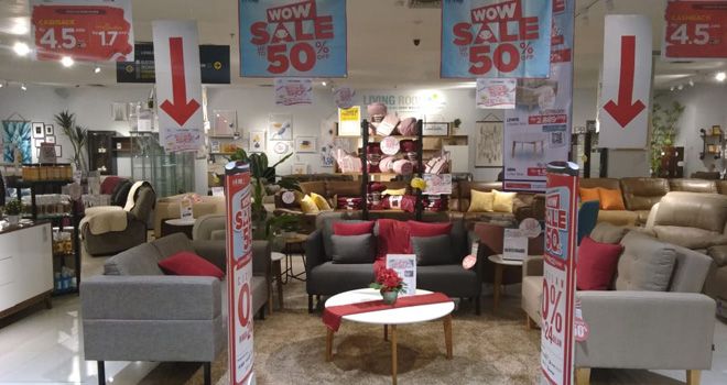 Sejumlah produk furniture di Informa ditawarkan cashback hingga Rp 4,5 juta dan ditambah dengan sejumlah produk serba Rp 1,7 juta.
