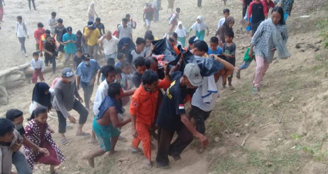 Bocah 12 tahun yang tenggelam di Sungai Batanghari akhirnya ditemukan setelah dilakukan pencarian selama 24 jam.