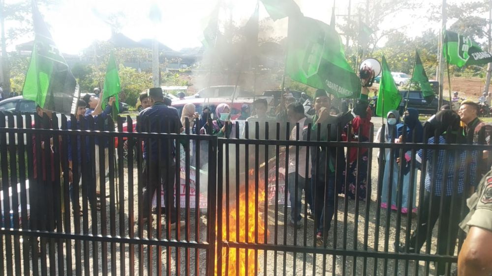 Aspirasi Massa dari Himpunan Mahasiswa Islam (HMI) Cabang Bangko (30/08/2019).