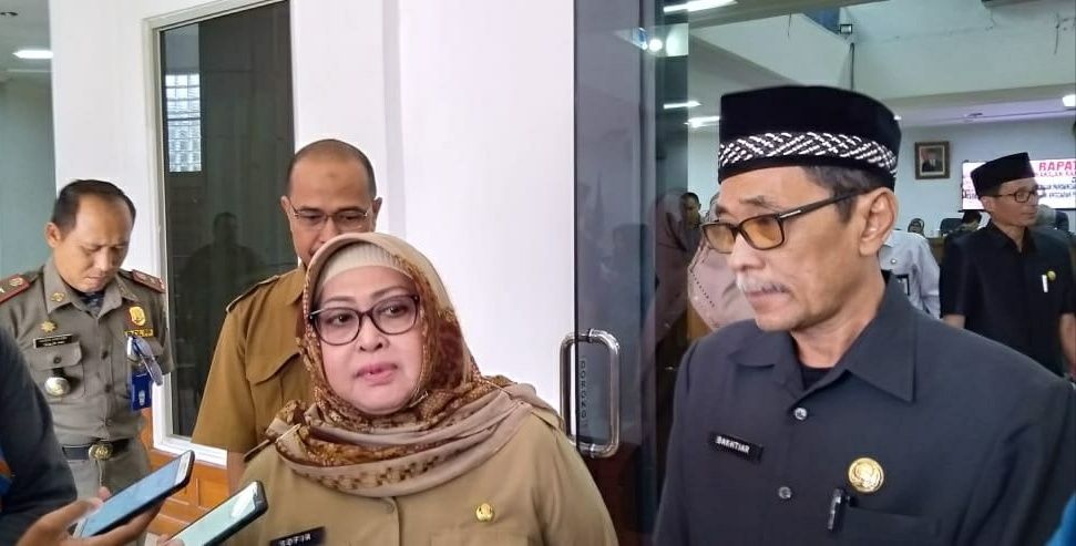 Ketua DPD PAN Batanghari Sofia Joesoef.