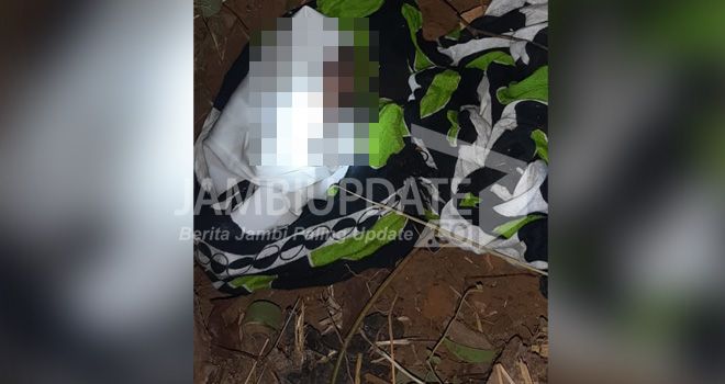 Warga Komplek Komering Jaya, RT 44, Kelurahan Mayang Mangurai, Kecamatan Alam Barajo dihebohkan dengan penemuan mayat bayi berjenis kelamin laki-laki.