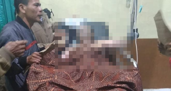 Korban saat dirawat di RSU MHA Thalib.