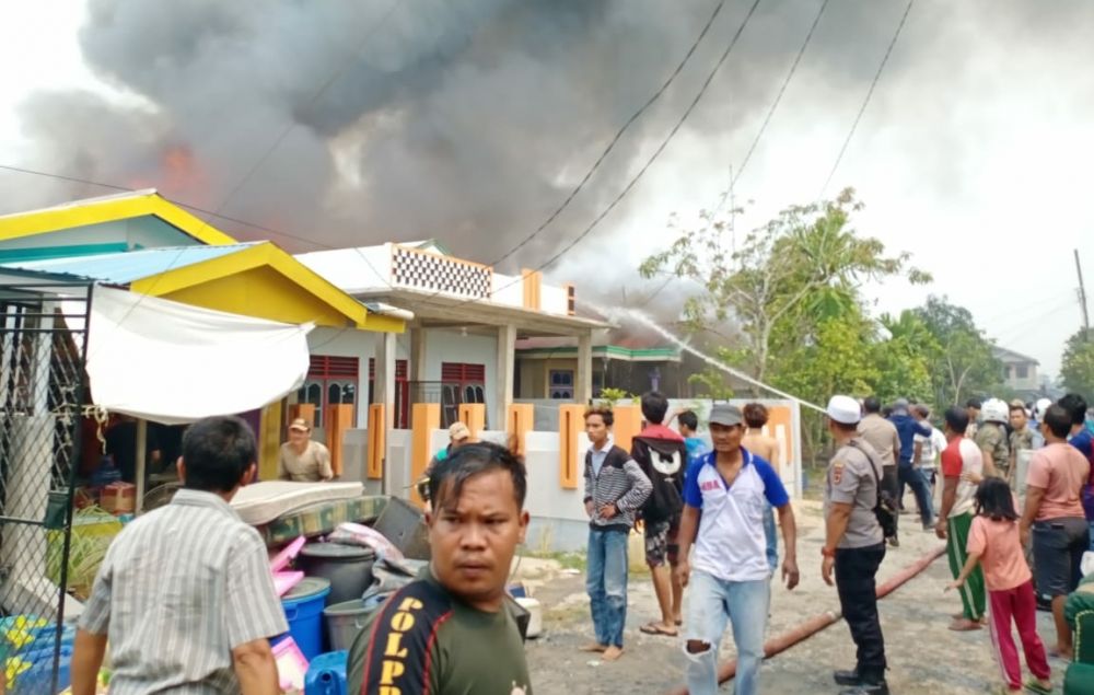 Kebakaran Rumah di Jalan Kelapa Gading Kualatungkal.


