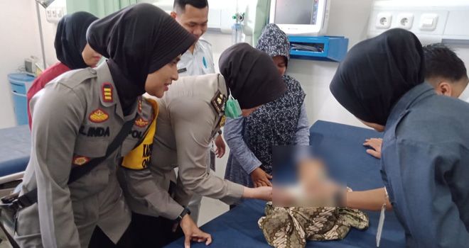 Warga Pall merah temukan bayi berumur 5 bulan.


