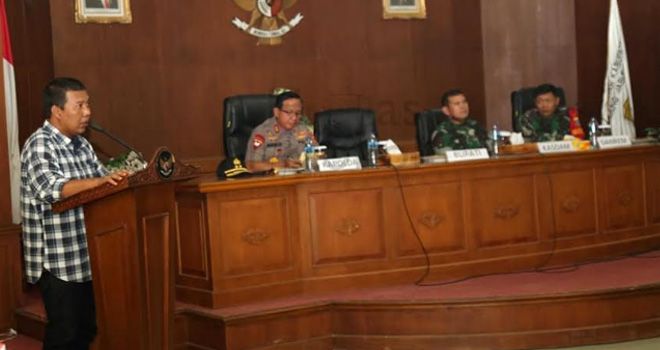 Bupati Romi Pimpin Rapat Koordinasi Lintas Sektoral Terkait Karhutla.