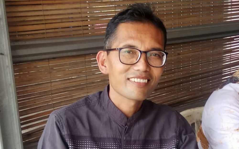 Sekretaris DPD partai Nasdem Batanghari Rahmat.