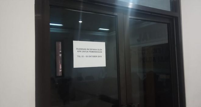 KPK juga meminjam salah satu gedung di lantai dua yang ada di Mapolda Jambi.
