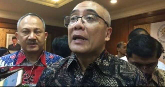  Kepala Badan Kepegawaian Negara (BKN) Bima Haria Wibisana soal rendahnya kompetensi honorer K2 terus menuai kecaman