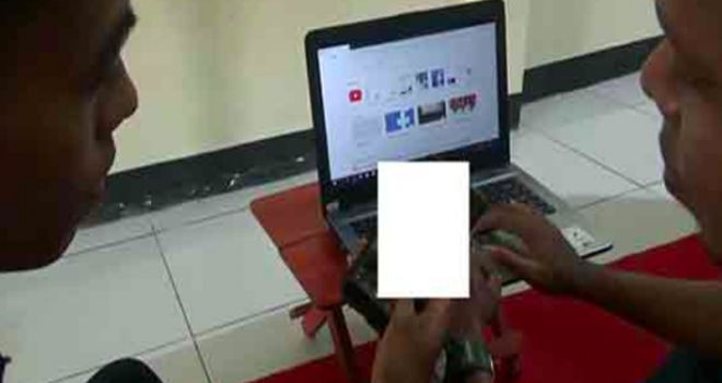 Video viral adegan asusila dua pelajar. 