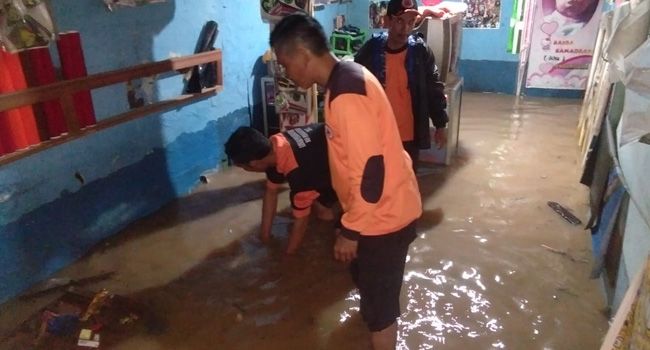 Hujan dengan intensitas tinggi mengguyur wilayah Kabupaten Kerinci, pada Selasa (08/10).