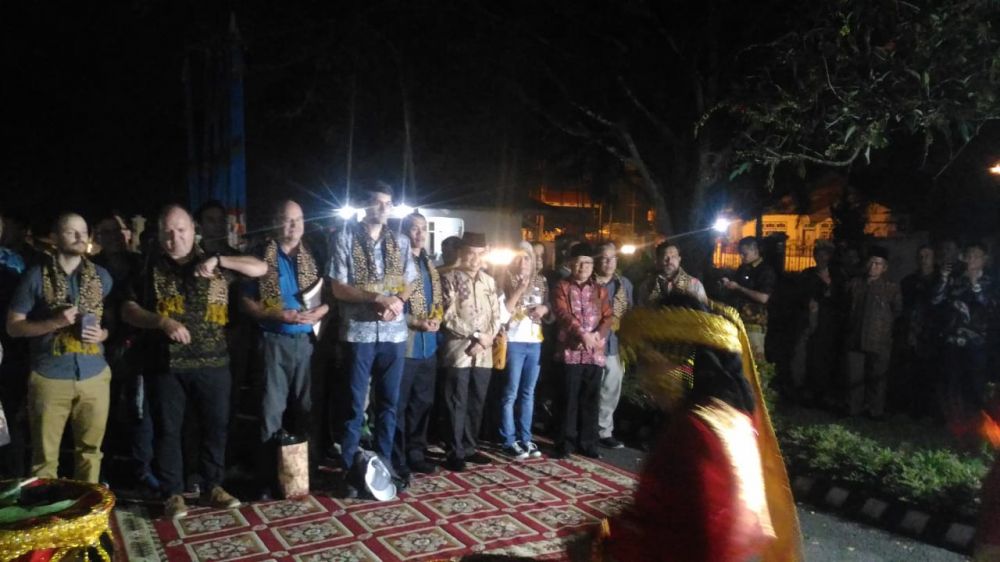 70 Tahun Hubungan Indonesia - Belgia, Malam ini Kedubes Belgia Kunjungi Kerinci.

