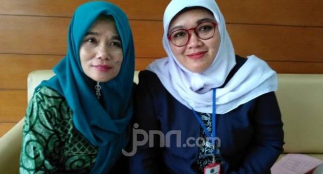 Ketum PHK2I Titi Purwaningsih (kiri) dan Korwil PHK2I Jakarta Nur Baitih. 