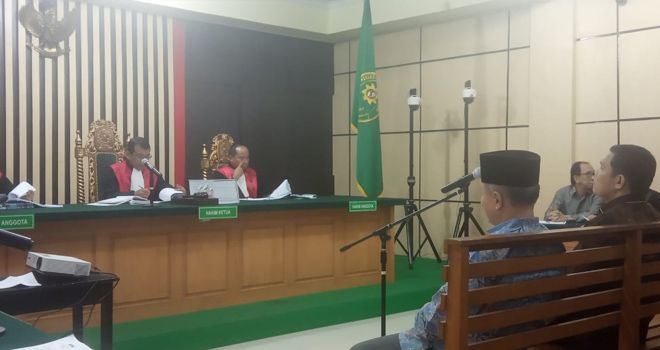 Elhelwi mengatakan semua uang yang ia terina sejak 2016 hingga 2017.