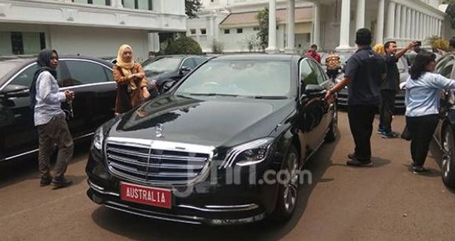 Mobil sewaan kelas premium untuk tamu negara yang akan hadir di acara pelantikan Jokowi - Ma'ruf.