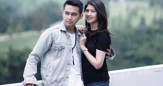 Naga Lyla dan istri.