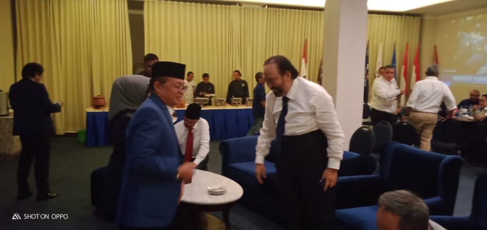 Fachrori Umar Pilih Datang Langsung ke DPP dan Bertemu Surya Paloh.


