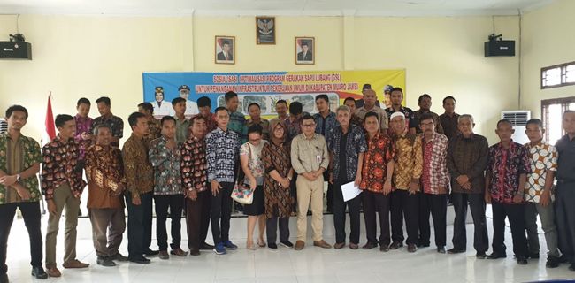 Asisten II dan Kadis PUPR Muarojambi bersama Para Kades se Kecamatan Taman Rajo.