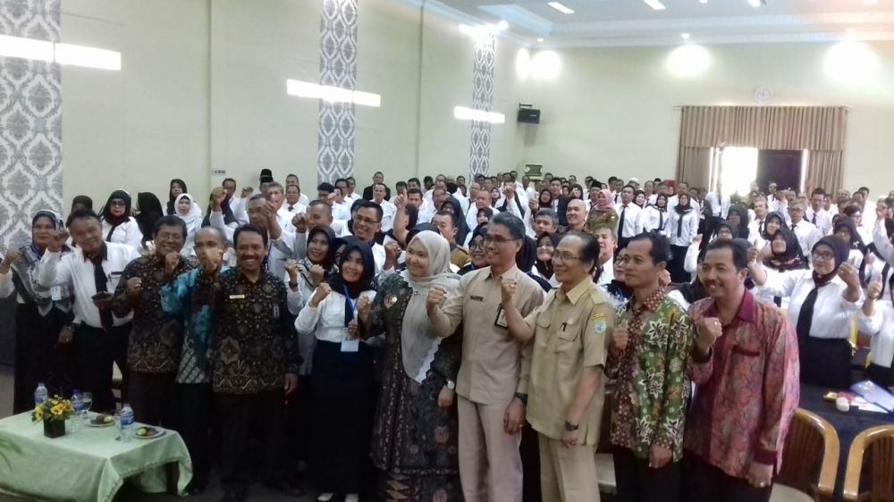 228 Kepala Sekolah Di Muarojambi Diberi Pelatihan.

