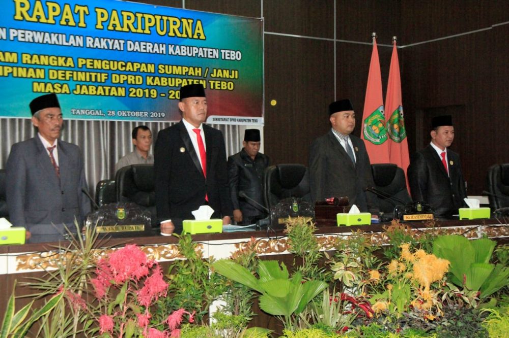 Tiga Pimpinan DPRD Tebo Periode 2019-2024 Resmi Dilantik.


