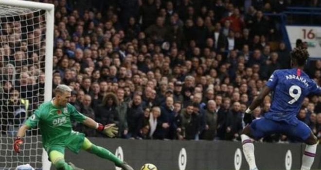 Chelsea taklukkan Crystal Palace dua gol tanpa balas pada laga lanjutan Liga Inggris.


