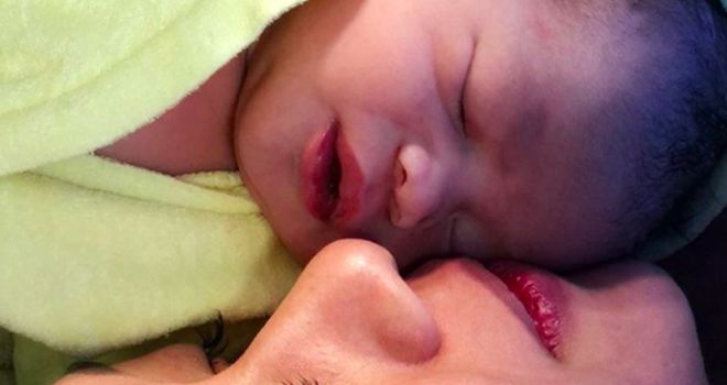 Anak Wishnutama dan Gista Putri lahir Jumat kemarin. 