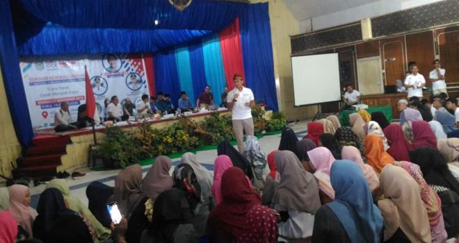 Kehadiran Founder Ok Oce ini, ke Kerinci dan Sungai Penuh mengikuti sejumlah kegiatan yakni mengisi beberapa seminar dan diskusi mengenai Kewirausahaan. Bahkan, Sandiaga Uno juga akan menandatangani kerja sama dengan Pemerintah Kabupaten Kerinci.