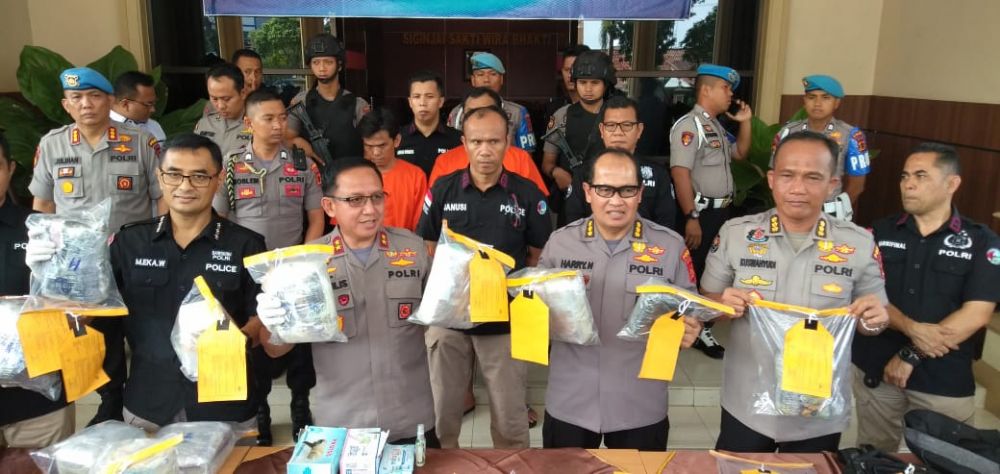 Kapolda Jambi Irjen Pol Muchlis saat Press Release di Mapolda Jambi.