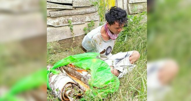 Pencuri Kulit Manis di Sungai Asam Kerinci yang Babak Belur Dihajar Massa.