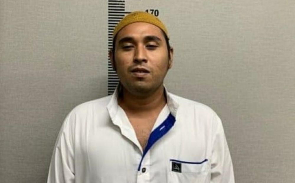 Penceramah yang dikenal dengan nama Jafar Shodiq.