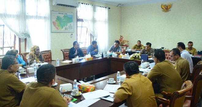 Komisi IV Hearing Bersama Disdik Bahas Temuan Sidak di SMA 13 dan SMK 3.