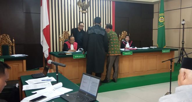 Buka Bukaan terus di lakukan para saksi yang hadir, kali ini giliran Mauli jika dia telah baru saja kembalikan uang Ketok palu yang di terimanya di tahun 2017.