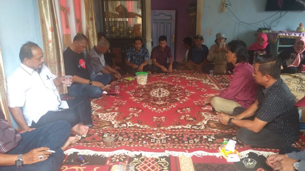 Tim Fasha Center Silaturahmi dengan Warga Desa Bungku.
