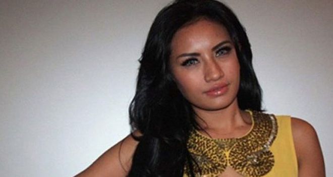 Aktris Shinta Bachir.
