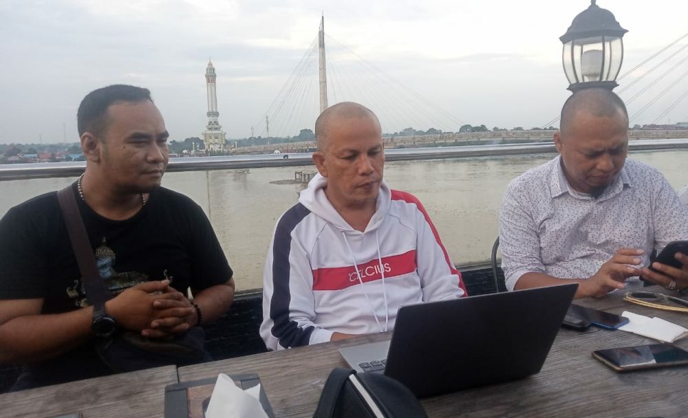 Tim Fachrori Umar gelar konferensi pers untuk sampaikan hasil surveinya untuk para calon wakil gubernur yang akan mendampingi petahana ini pada Pilgub Jambi 2020. 