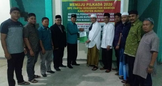 Empat kandidat mendaftar di penjaringan kandidat PKB Bungo yang pengembalian formulir sudah berakhir Jumat malam tadi (27/12).