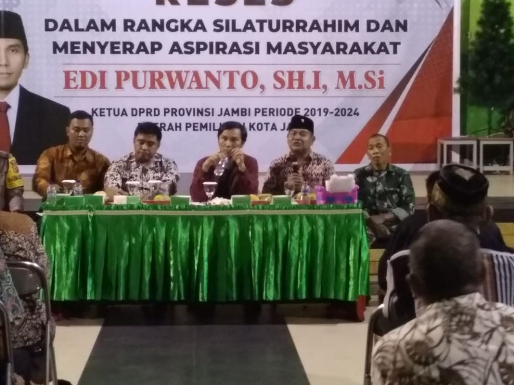 Gelar Reses Di Jelutung, Ketua DPRD Provinsi Serap Aspirasi Warga Kota Jambi.
