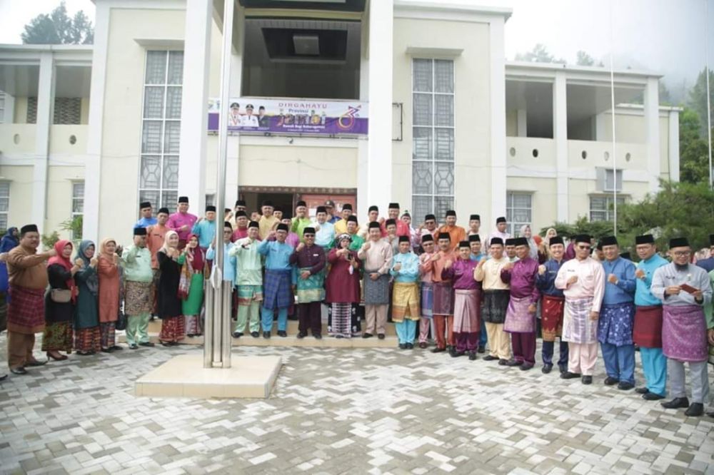 Wako AJB Pimpin HUT Prov Jambi ke 63.

