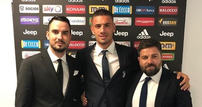   Bek Juventus, Merih Demiral.

