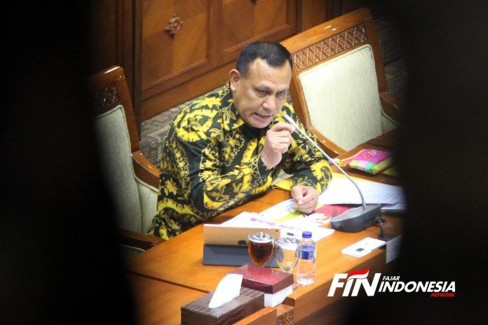 Mantan Deputi Penindakan yang kini menjadi Calon pimpinan (Capim) Komisi Pemberantasan Korupsi (KPK), Irjen Firli Bahuri hadir dalam uji kepatutan dan kelayakan (Fit and proper test) di kompleks Parlemen, Senayan, Jakarta, Kamis (12/9/2019)