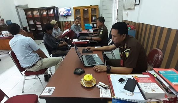 Pihak Kejari Sungai Penuh usai melengkapai berkas kasus Hero Putra, dan tersangka langsung ditahan

