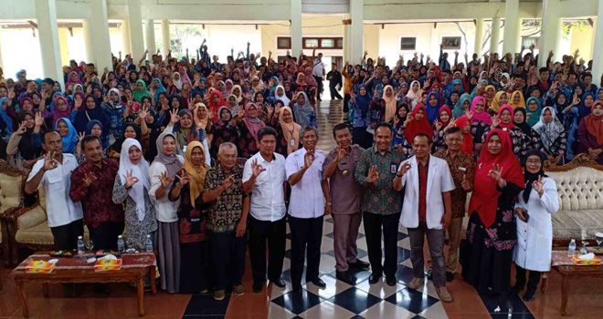 Bupati Romi Buka Acara Pertemuan Kader PLKB dan IMP.